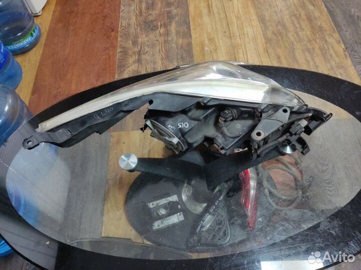 Фара галоген левая Toyota Avensis 3 T270 2008-2011