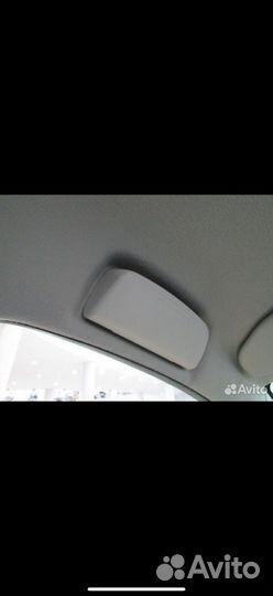 Очешник на весту