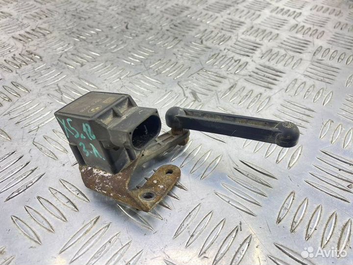 Датчик положения кузова задний левый Bmw Х5 Е53