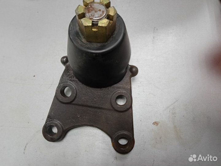 Шаровая опора Isuzu Bighorn UBS1VC 4JG1