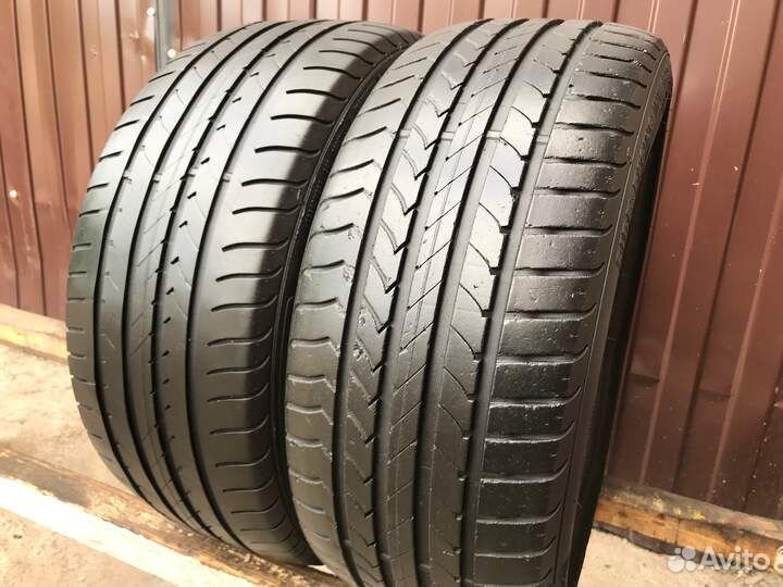 Goodyear EfficientGrip 215/40 R17