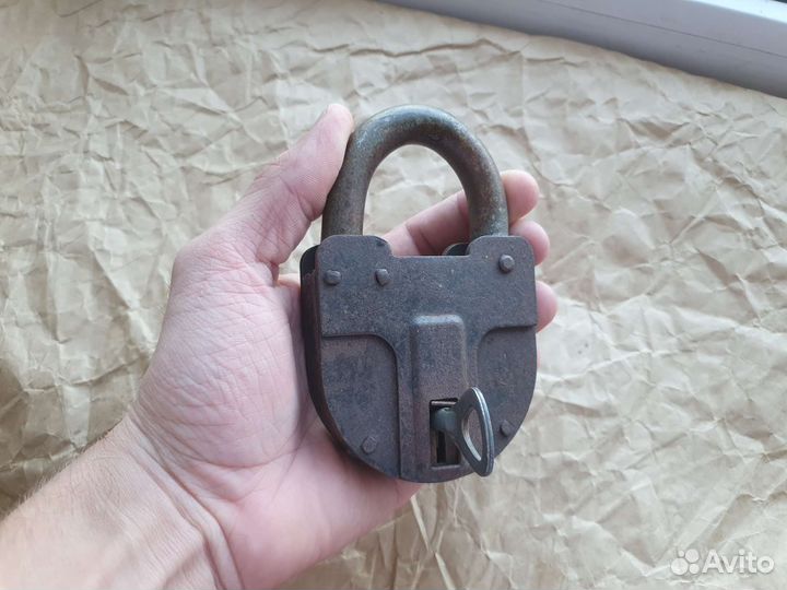 Замок рабочий СССР