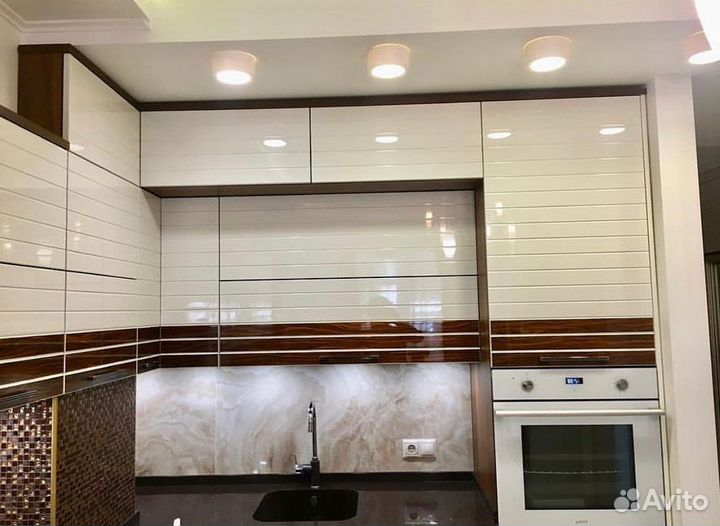 Кухни на заказ. Под ключ