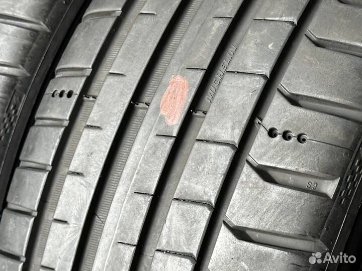 Michelin Pilot Sport 5 215/45 R18