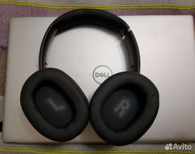 Беспроводные наушники JBL Everest 710