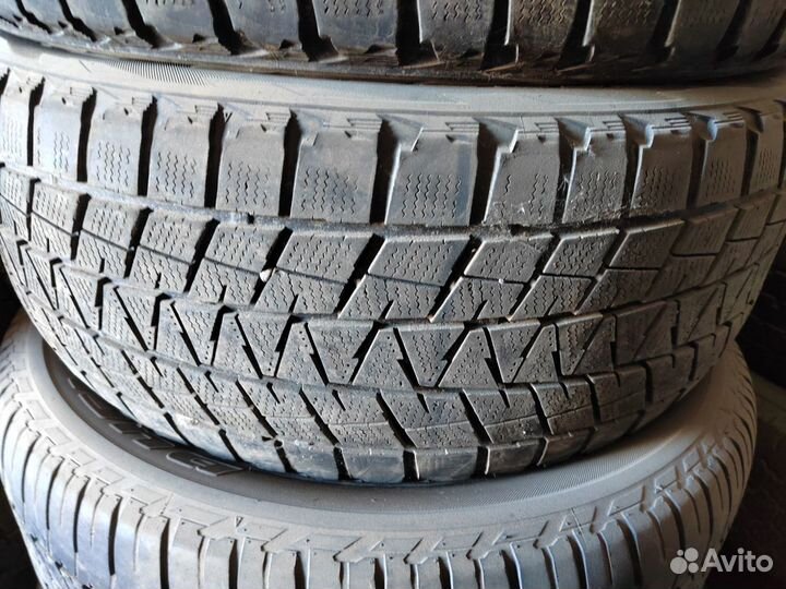 Bridgestone Blizzak DM-V1 275/50 R22 и 285/45 R22