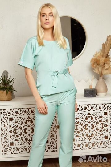 Медицинский костюм Новый р-р 42; 44; 46; 48