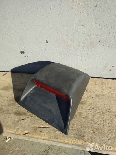 Фонарь стоп-сигнал задний Mitsubishi Lancer 9