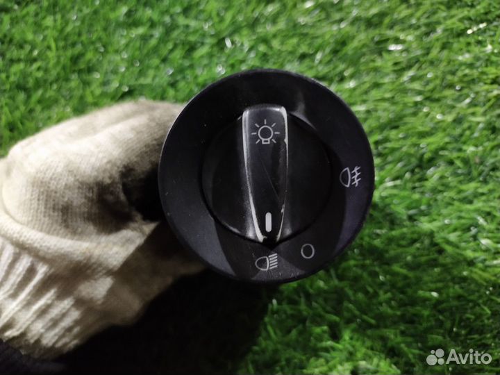 Переключатель света Volkswagen Passat B5+