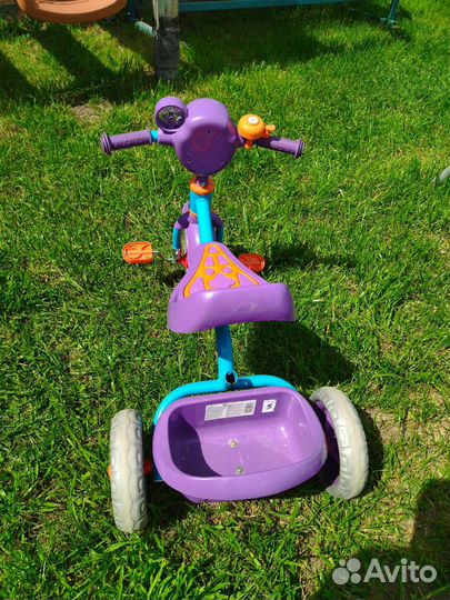 Трехколесный велосипед