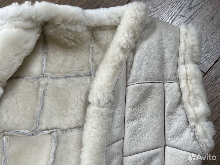 Папаха и жилетка из овчины детская