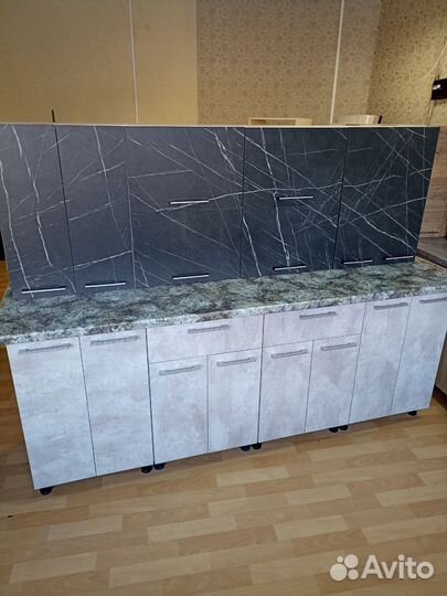 Кухня новая 2м в наличии