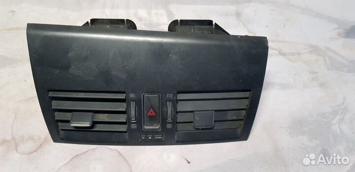 Mazda 3 BL 2009-2013 Дефлектор воздуха центральный