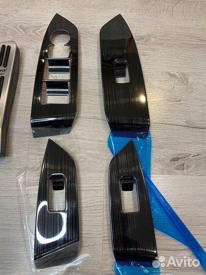 Накладки на двери и педали CX-5 17