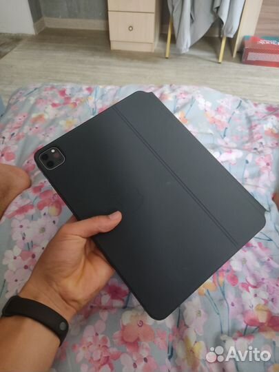 Apple magic keyboard iPad pro 11