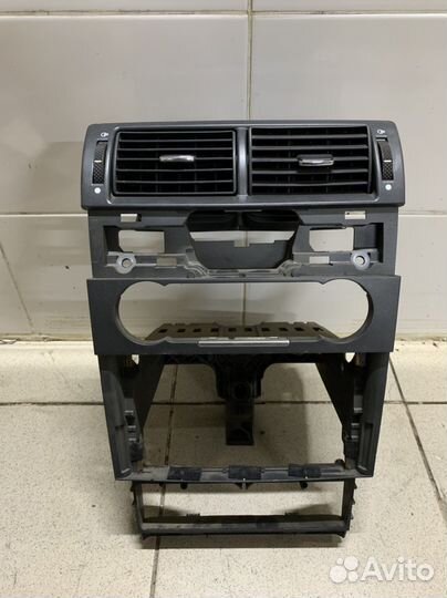 Рамка магнитолы на ford mondeo 3