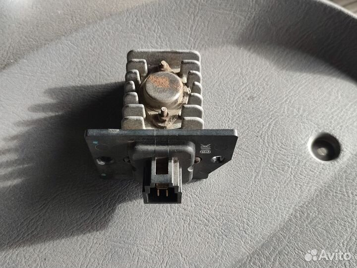 Резистор отопителя Hyundai sonata 2007