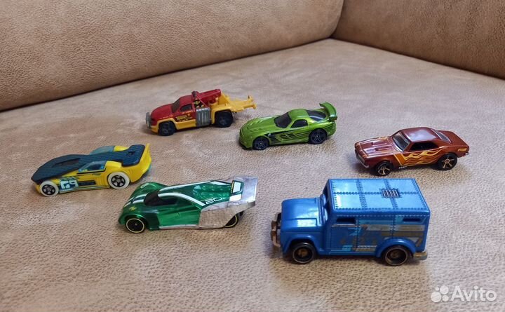 Машинки Hot wheels