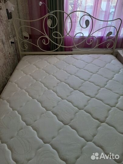 Продается кровать