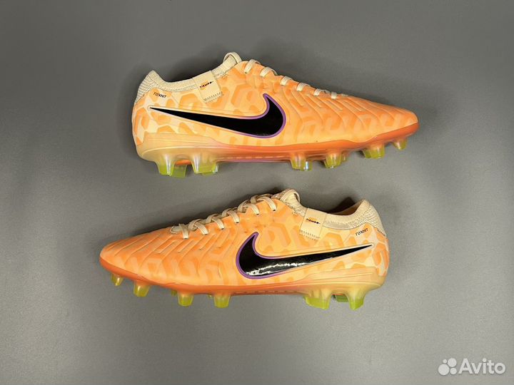 Футбольные бутсы nike tiempo 10