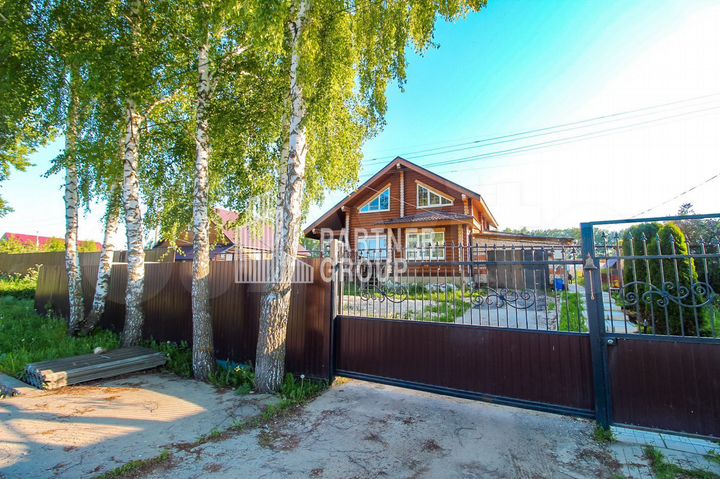 Дом 187,2 м² на участке 12 сот.