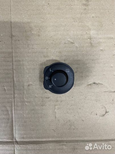 Переключатель регулировки зеркал VAG