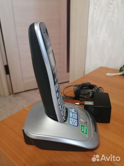 Радиотелефон panasonic