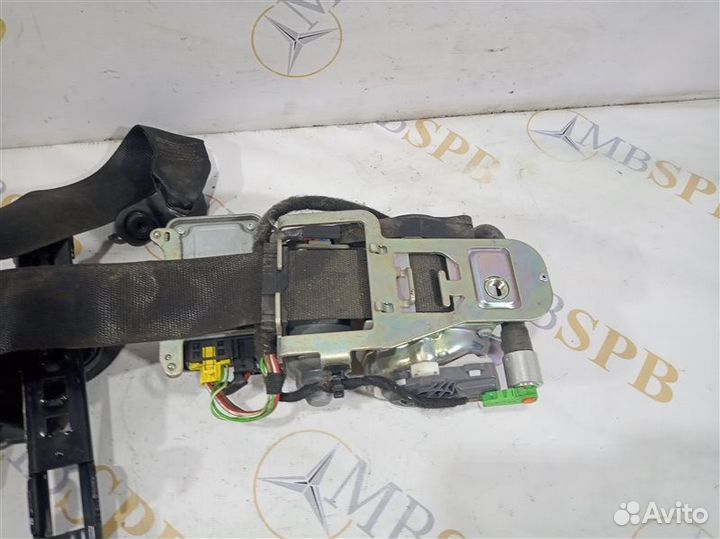 Ремень безопасности передний правый Mercedes