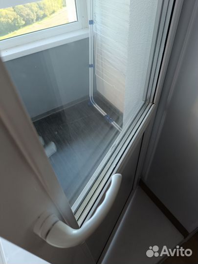 Дверь пластиковая