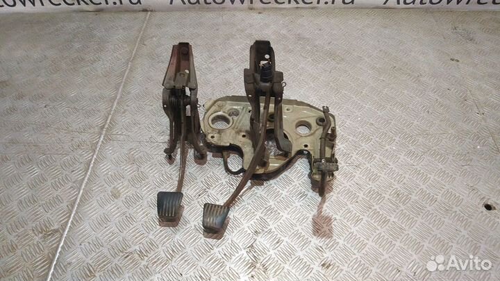 Педальный узел Опель Кадет