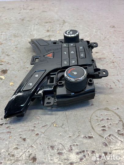 Блок управления климат-контролем Chevrolet Cruze