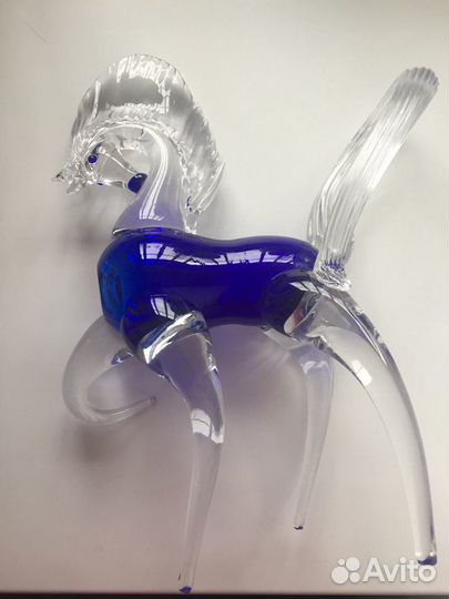 Конь хрустальный