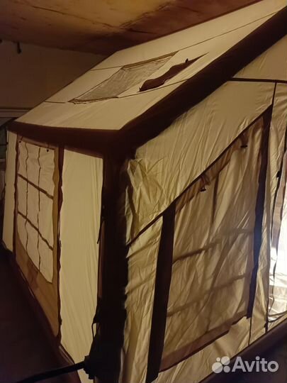 Надувная палатка для кемпинга