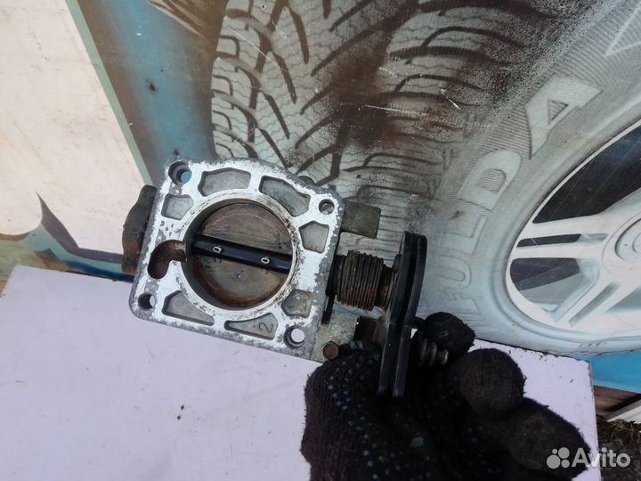 Дросельная заслонка на mazda MPV ll