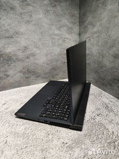 Lenovo Legion RTX 3060/ Ryzen 5 5600H