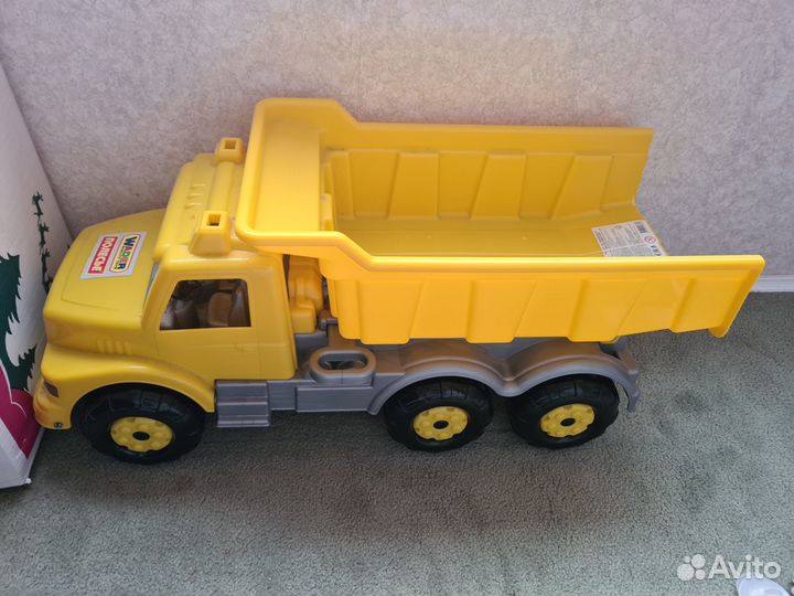 Грузовик самосвал буран