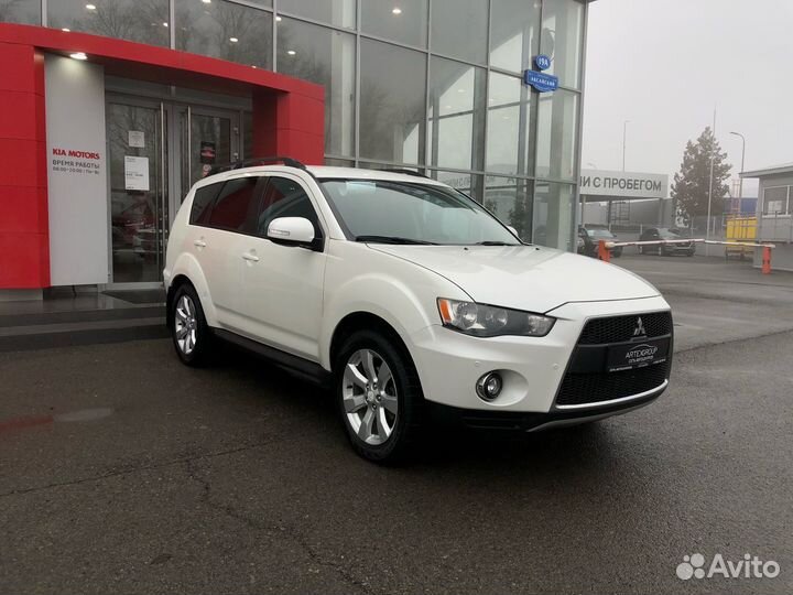 Mitsubishi Outlander 2.4 CVT, 2011, 168 900 км
