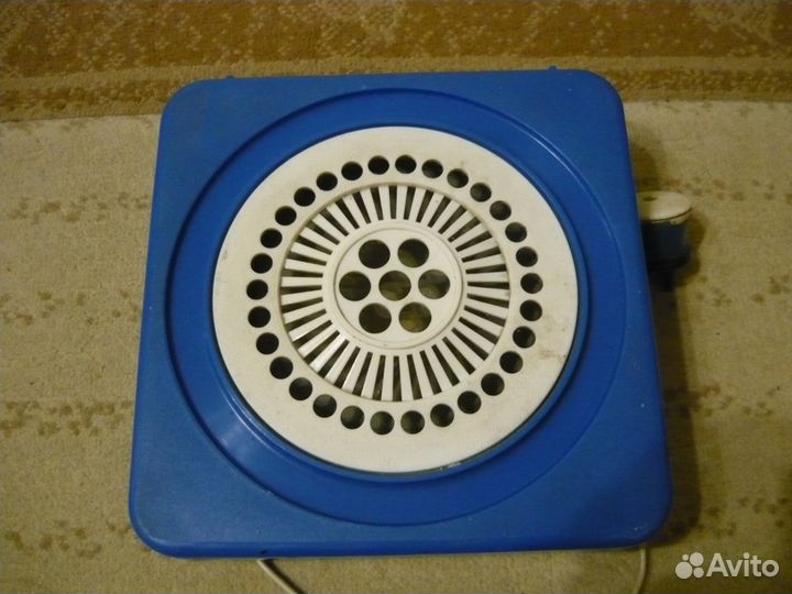 Радиоприемник времен СССР