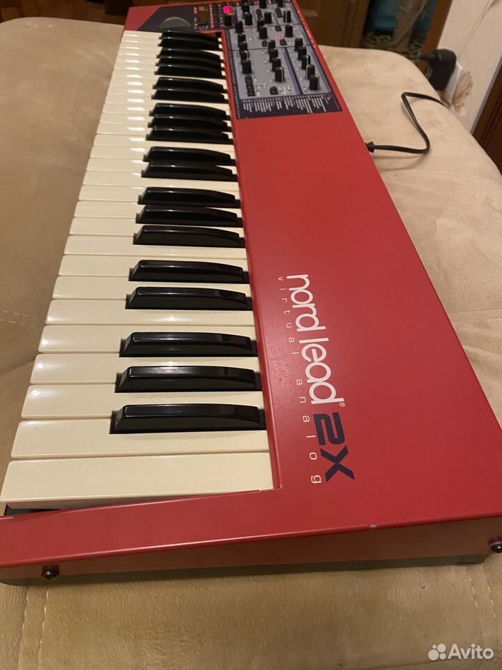 Clavia Nord Lead 2X