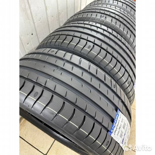 Triangle EffeXSport TH202 225/40 R18