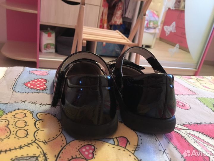 Туфли праздничные