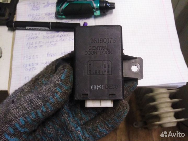 Блок управления центральным замком Chevrolet Aveo