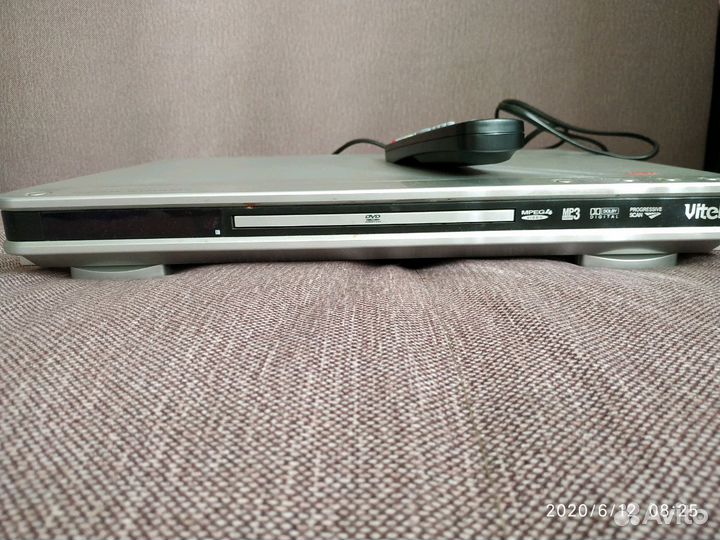 DVD плеер Vitek VT-4072 SR mpeg4 player