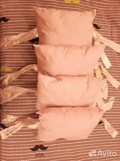 Бортики в кроватку