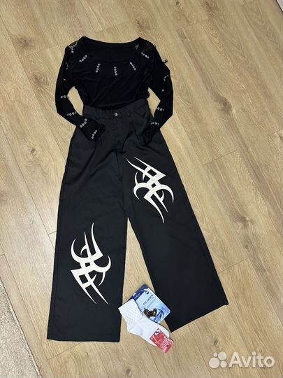 Пакетом женские вещи кофта и штаны 44 46