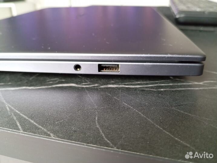 Huawei matebook d14