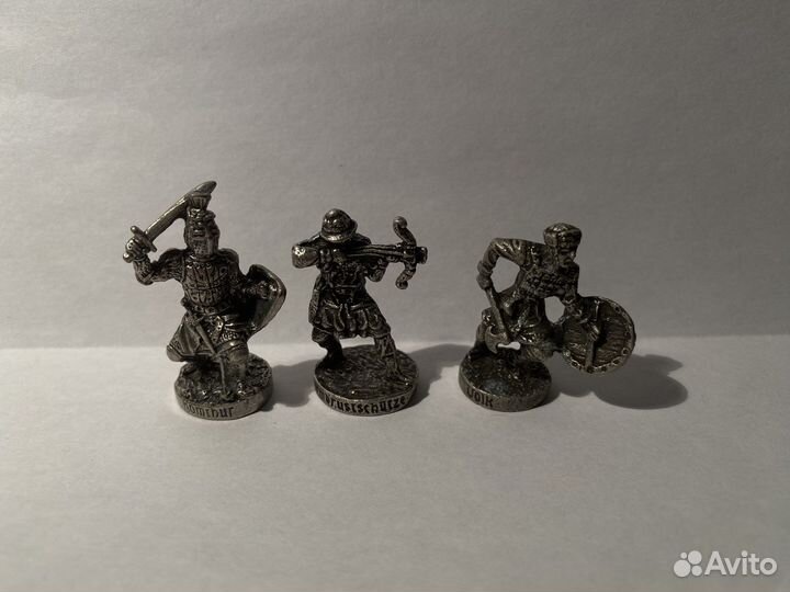 Киндер (ландрин) металлические солдатики