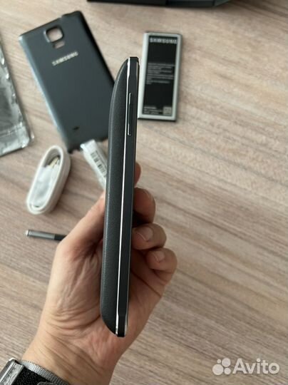 Samsung Galaxy Note 4 SM-N910C, 3/32 ГБ