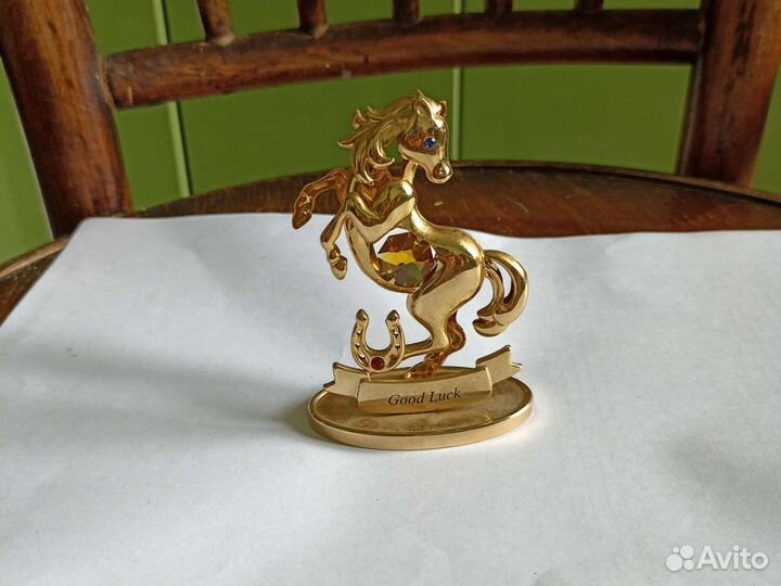 Статуэтка конь позолота, кристаллы Сваровски