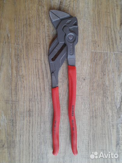 Клещи переставные Knipex 300 мм